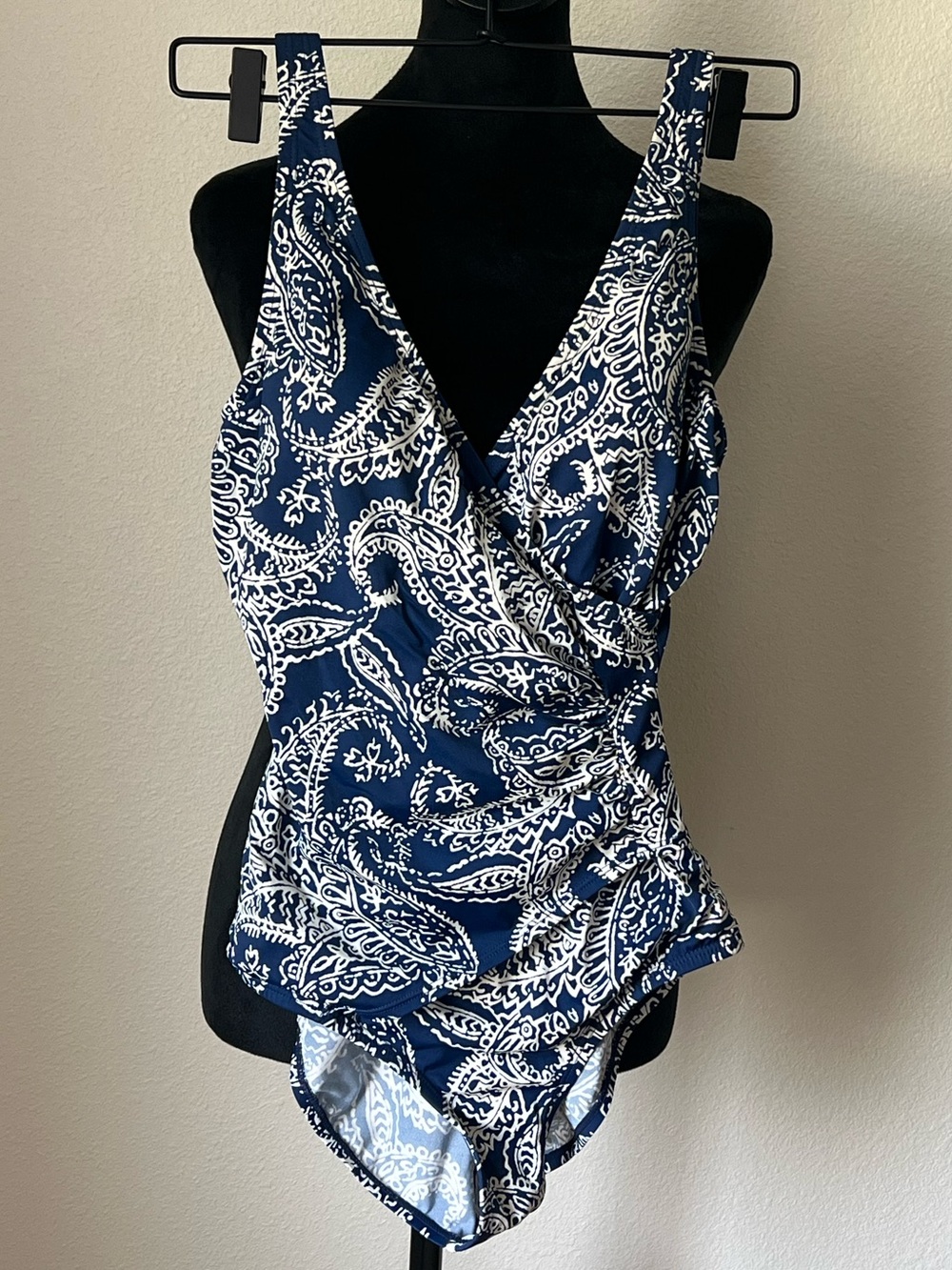 Jantzen Navy and White Paisley Surplice One-Piece Top